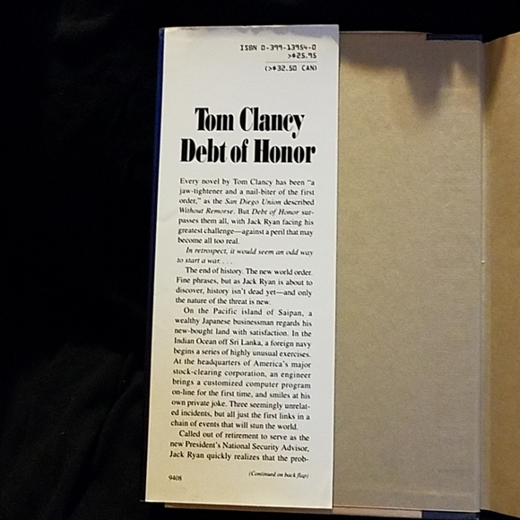 1994 Hard Cover "Debt Of Honor" Tom Clancy - Picture 4 of 7